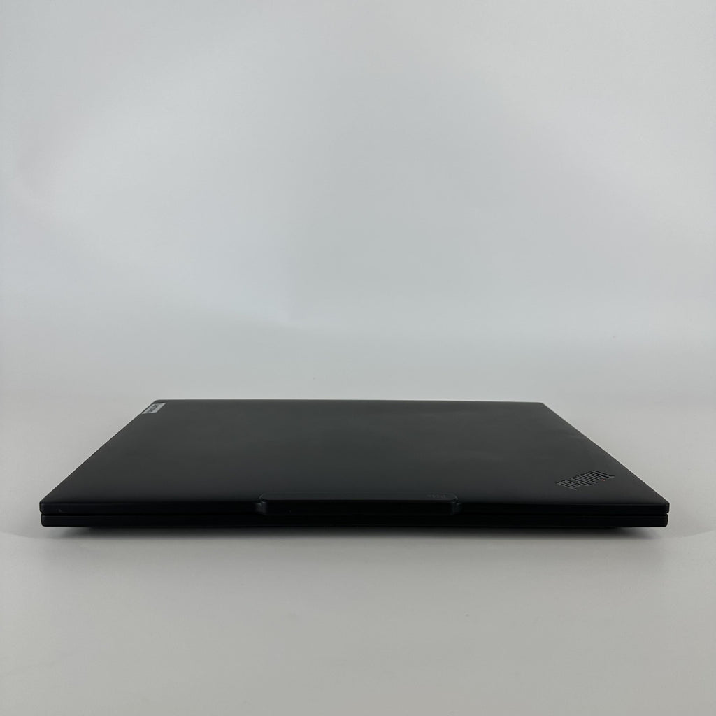 Lenovo ThinkPad P14s Gen 5 Black 3.3 GHz AMD Ryzen 7 Pro 8840HS 32GB RAM 1TB Solid State Drive