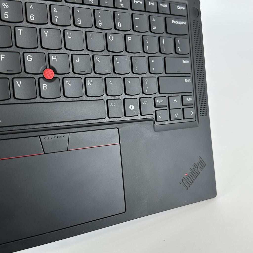 Lenovo ThinkPad P14s Gen 5 Black 3.3 GHz AMD Ryzen 7 Pro 8840HS 32GB RAM 1TB Solid State Drive