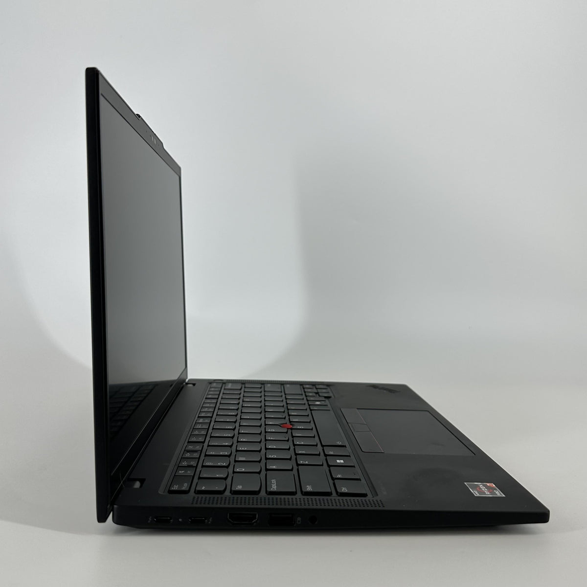 Lenovo ThinkPad P14s Gen 5 Black 3.3 GHz AMD Ryzen 7 Pro 8840HS 32GB RAM 1TB Solid State Drive