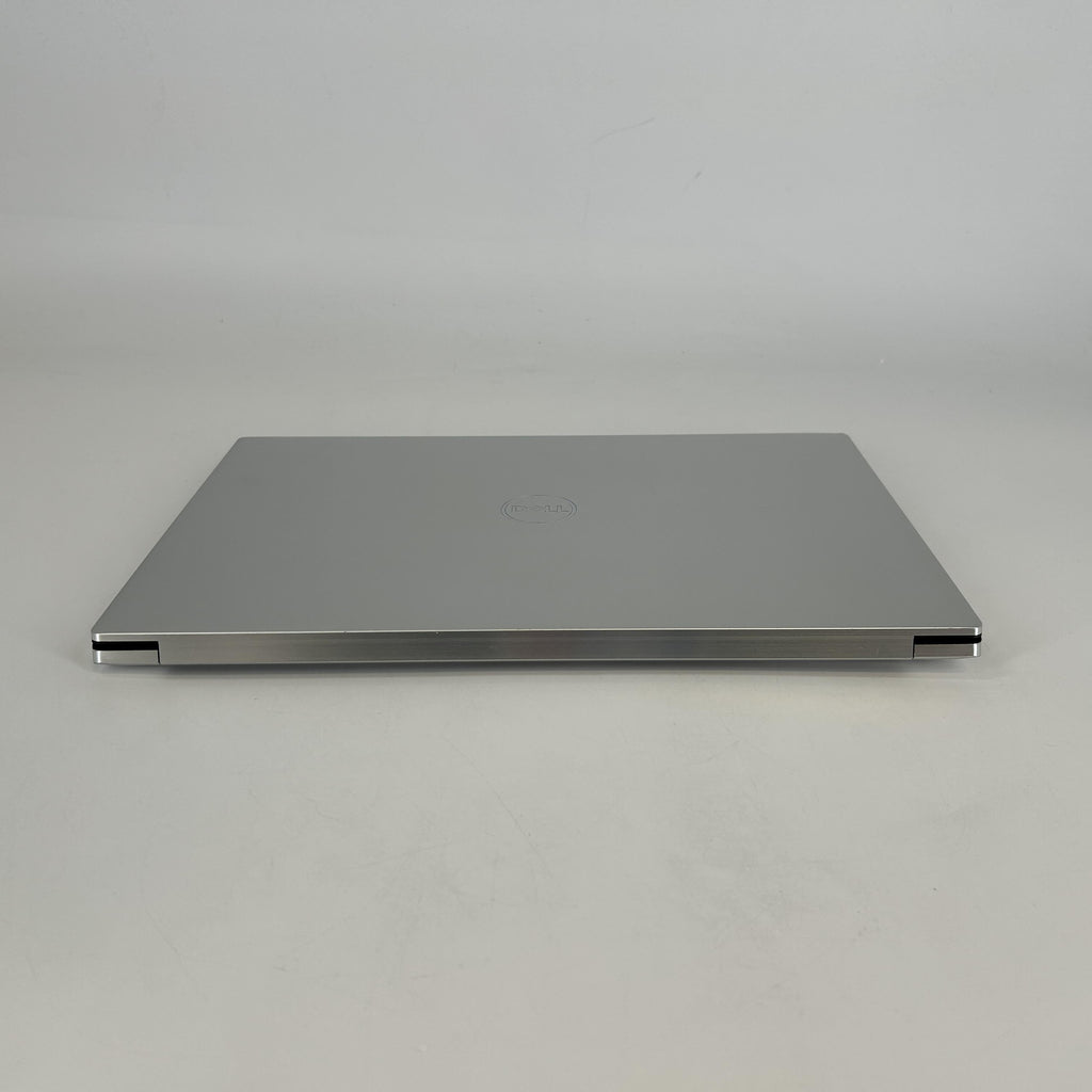 Dell XPS 15 9520 Silver 2.3 GHz Intel Core i7 12th Gen. 32GB RAM 512GB Solid State Drive NVIDIA GeForce RTX 3050 4 GB