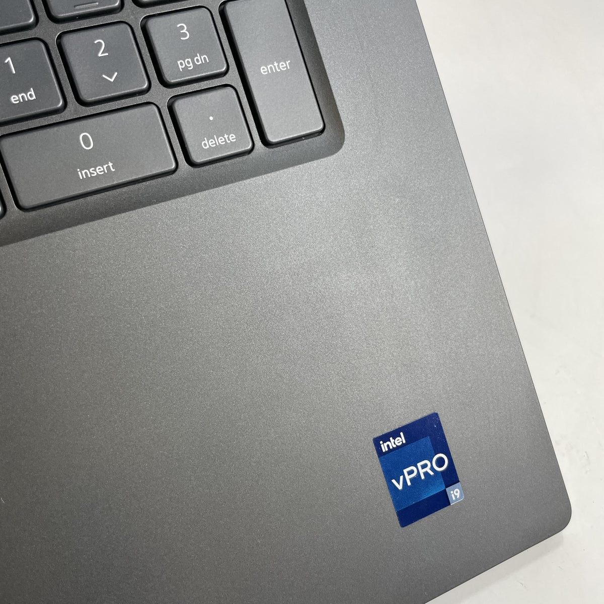 Dell Precision 7780 17.3 Gray 2.2 GHz Intel Core i9 13th Gen. 64GB RAM 512GB Solid State Drive NVIDIA RTX 4000 Ada 12 GB