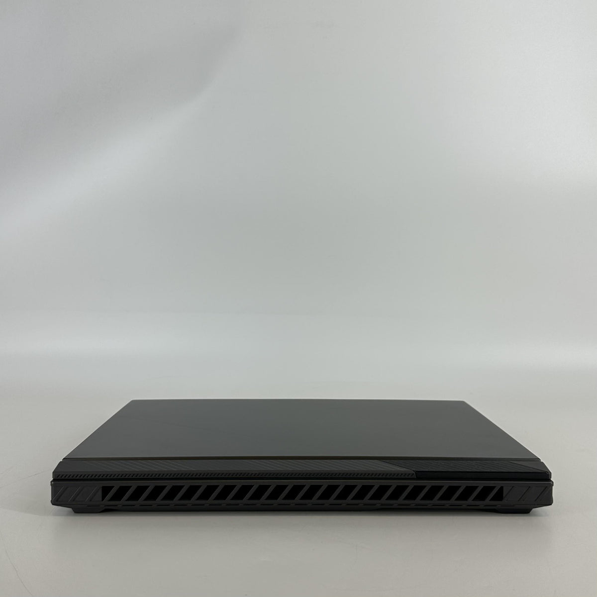 ROG Strix G16 G614 16 Black 2.4 GHz AMD Ryzen 9 8940HX 32GB RAM 1TB Solid State Drive NVIDIA GeForce RTX 5070 Ti 12 GB
