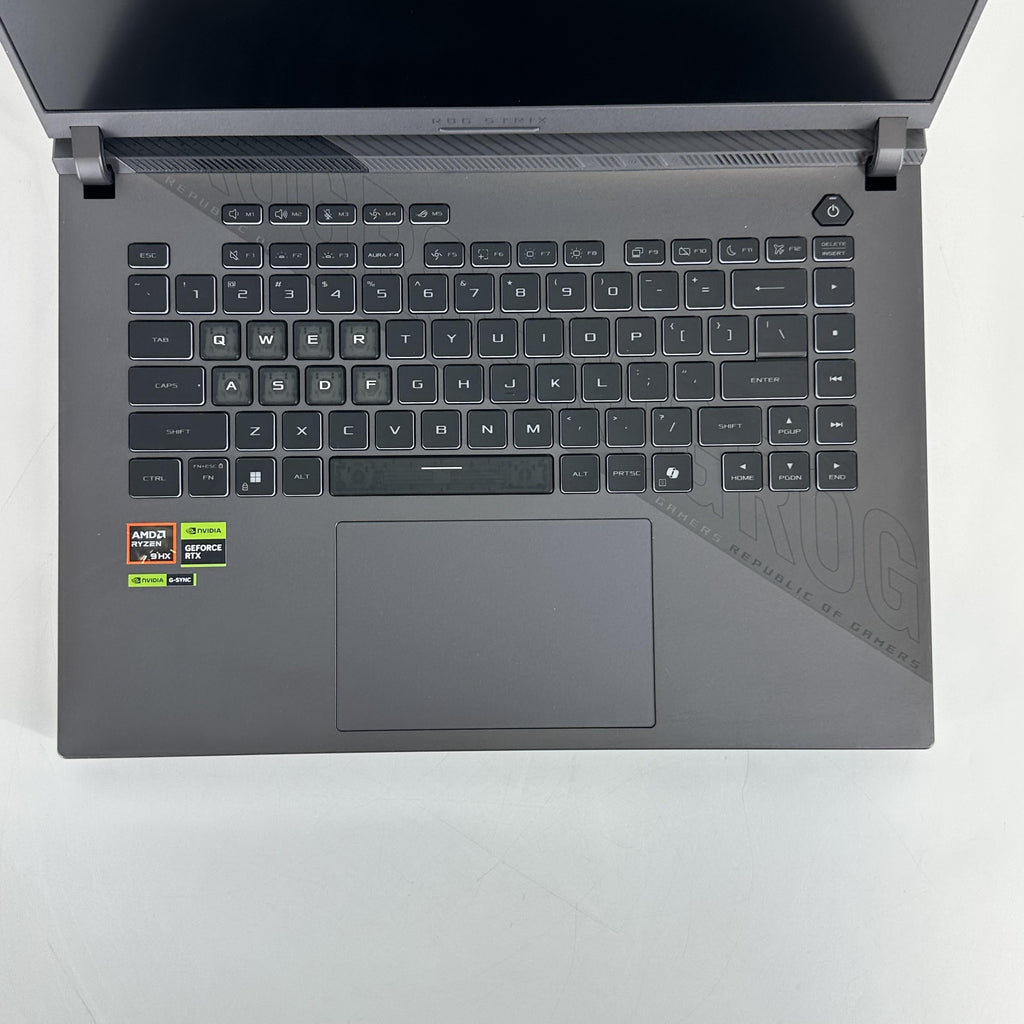 ROG Strix G16 G614 16 Black 2.4 GHz AMD Ryzen 9 8940HX 32GB RAM 1TB Solid State Drive NVIDIA GeForce RTX 5070 Ti 12 GB