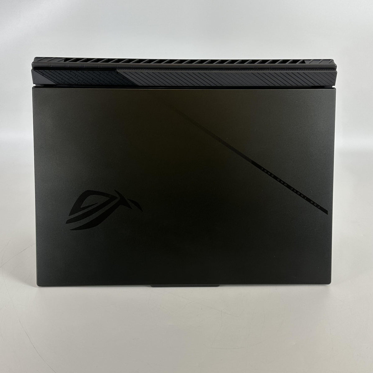 ROG Strix G16 G614 16 Black 2.4 GHz AMD Ryzen 9 8940HX 32GB RAM 1TB Solid State Drive NVIDIA GeForce RTX 5070 Ti 12 GB