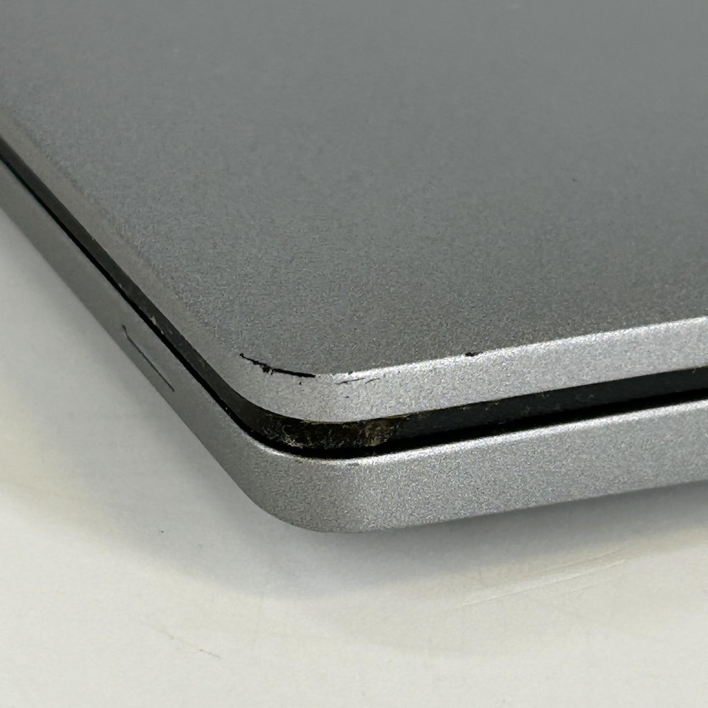 Dell Latitude 5320 13.3 Gray 3.0 GHz Intel Core i7 11th Gen. 16GB RAM 256GB Solid State Drive