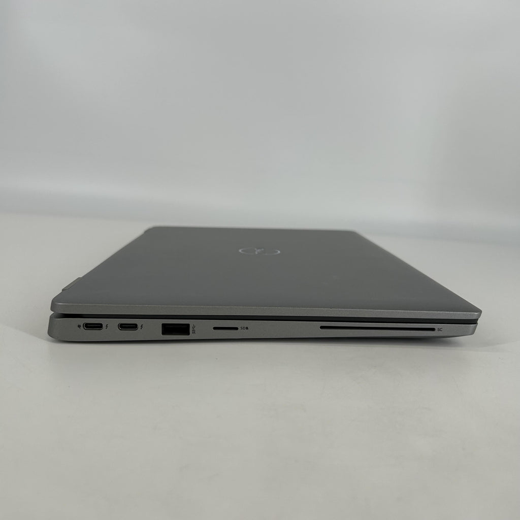 Dell Latitude 5320 13.3 Gray 3.0 GHz Intel Core i7 11th Gen. 16GB RAM 256GB Solid State Drive