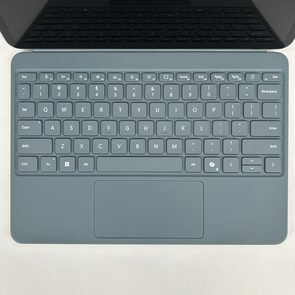 Surface Pro 12 Gray WiFi 3.3 GHz Qualcomm Snapdragon X Plus 16GB RAM 512GB UniversalFlashStorage