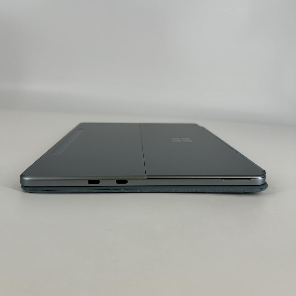 Surface Pro 12 Gray WiFi 3.3 GHz Qualcomm Snapdragon X Plus 16GB RAM 512GB UniversalFlashStorage
