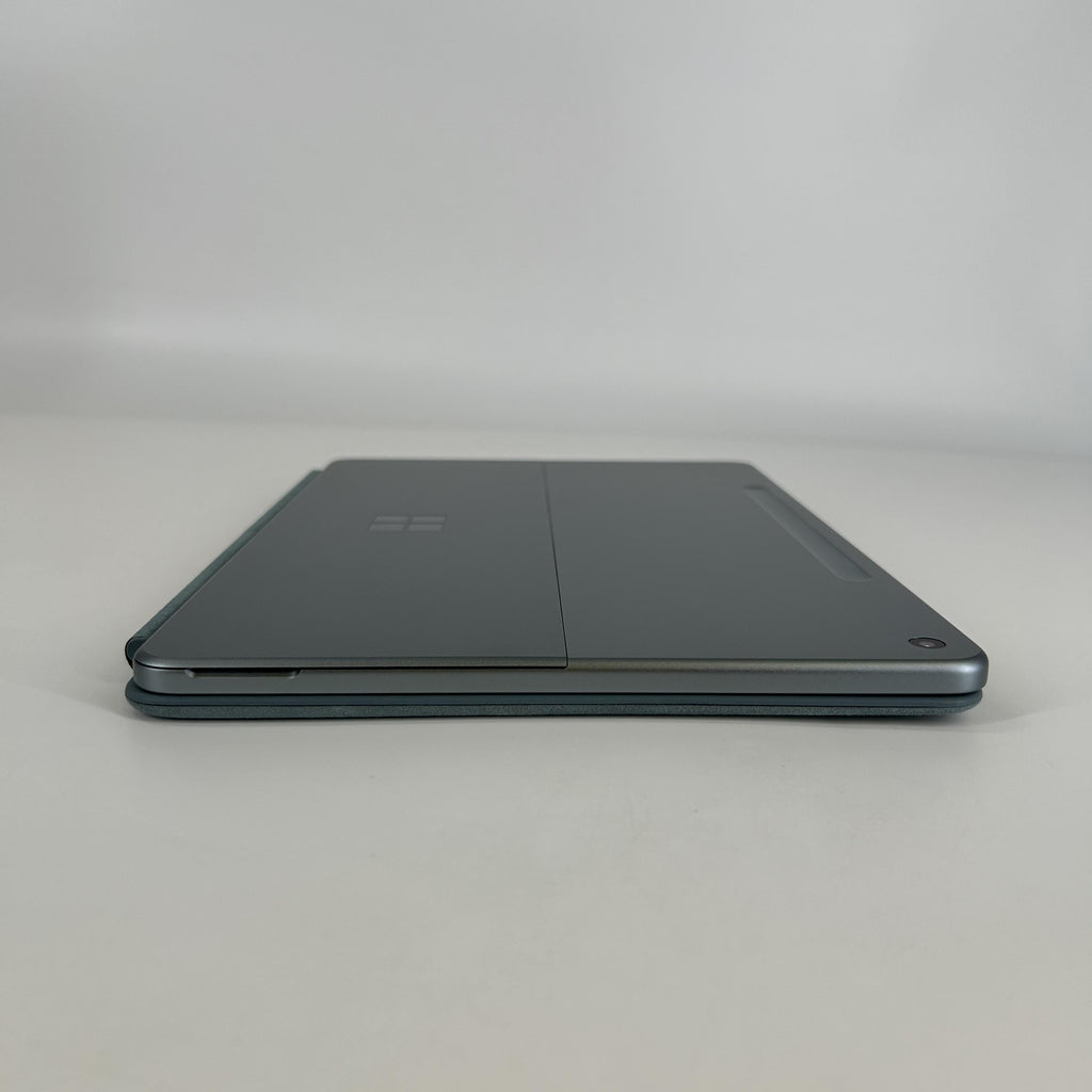 Surface Pro 12 Gray WiFi 3.3 GHz Qualcomm Snapdragon X Plus 16GB RAM 512GB UniversalFlashStorage