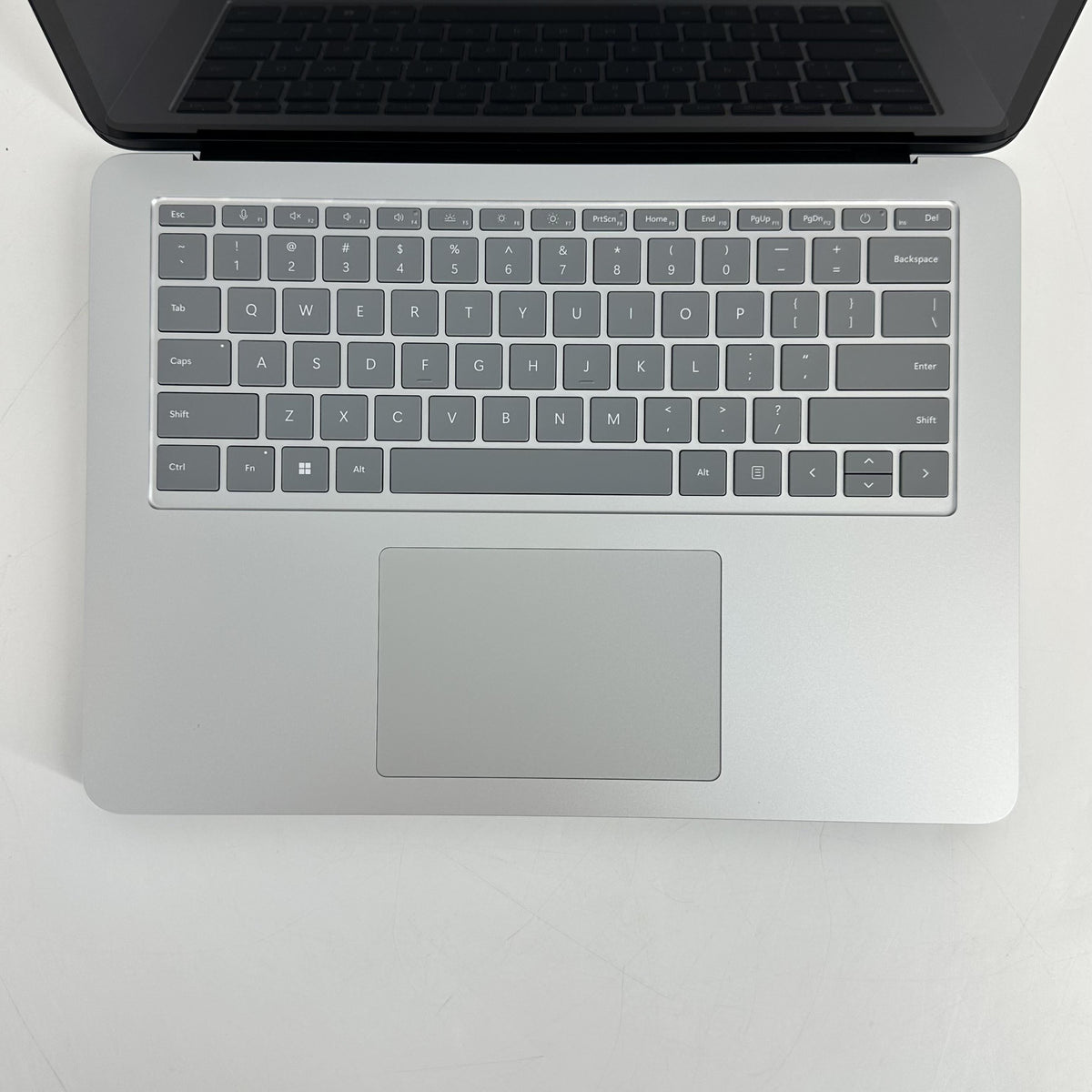Microsoft Surface Laptop Studio 2 14.4 Silver 2.9 GHz Intel Core i7 13th Gen. 64GB RAM 2TB Solid State Drive NVIDIA GeForce RTX 4060 8 GB
