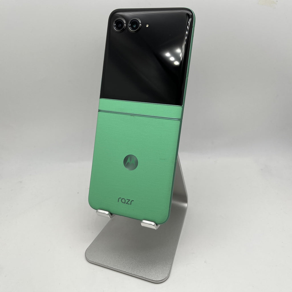 Motorola Razr (2025) 256GB Green (GSM Unlocked)