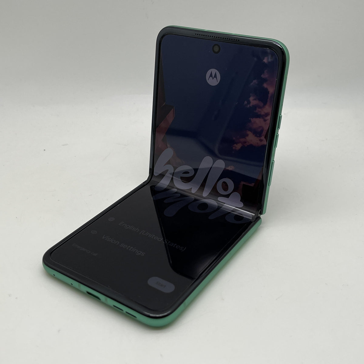 Motorola Razr (2025) 256GB Green (GSM Unlocked)