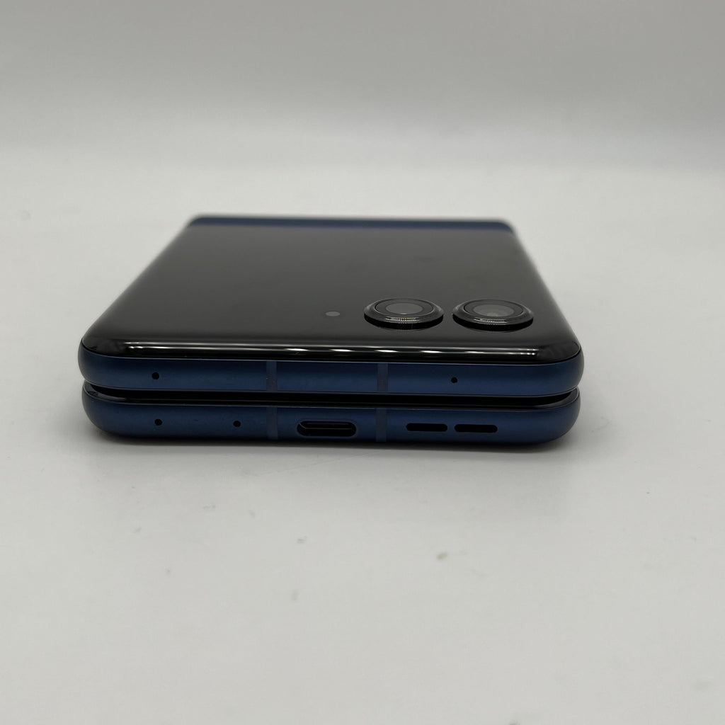 Motorola Razr (2025) 256GB Blue (Cricket)