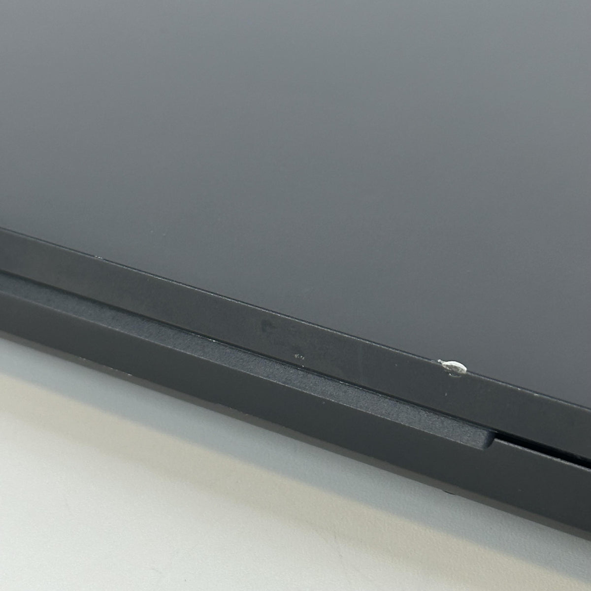 Razer Blade 18 2024 Black 2.2 GHz Intel Core i9 14th Gen. 64GB RAM 2TB Solid State Drive 2TB Solid State Drive NVIDIA GeForce RTX 4090 16 GB