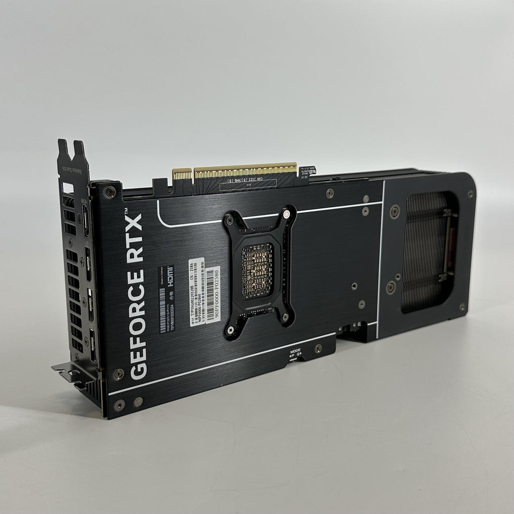 NVIDIA GeForce RTX 5070 12GB RAM