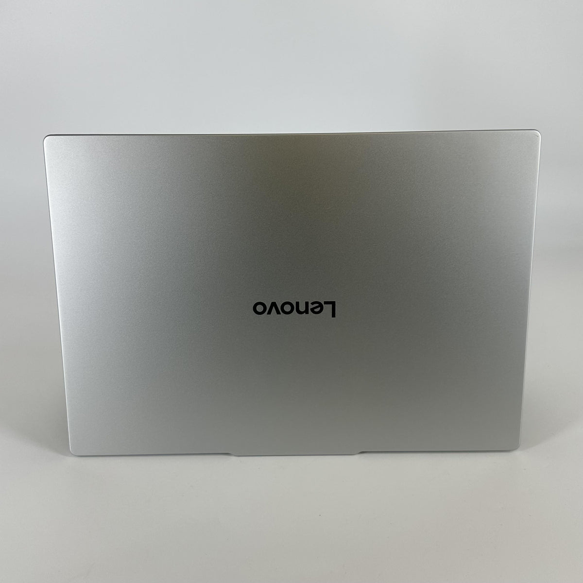 Lenovo IdeaPad Slim 5x 15.3 Cloud Grey 4.0 GHz Qualcomm Snapdragon X2 Plus 16GB RAM 1TB Solid State Drive