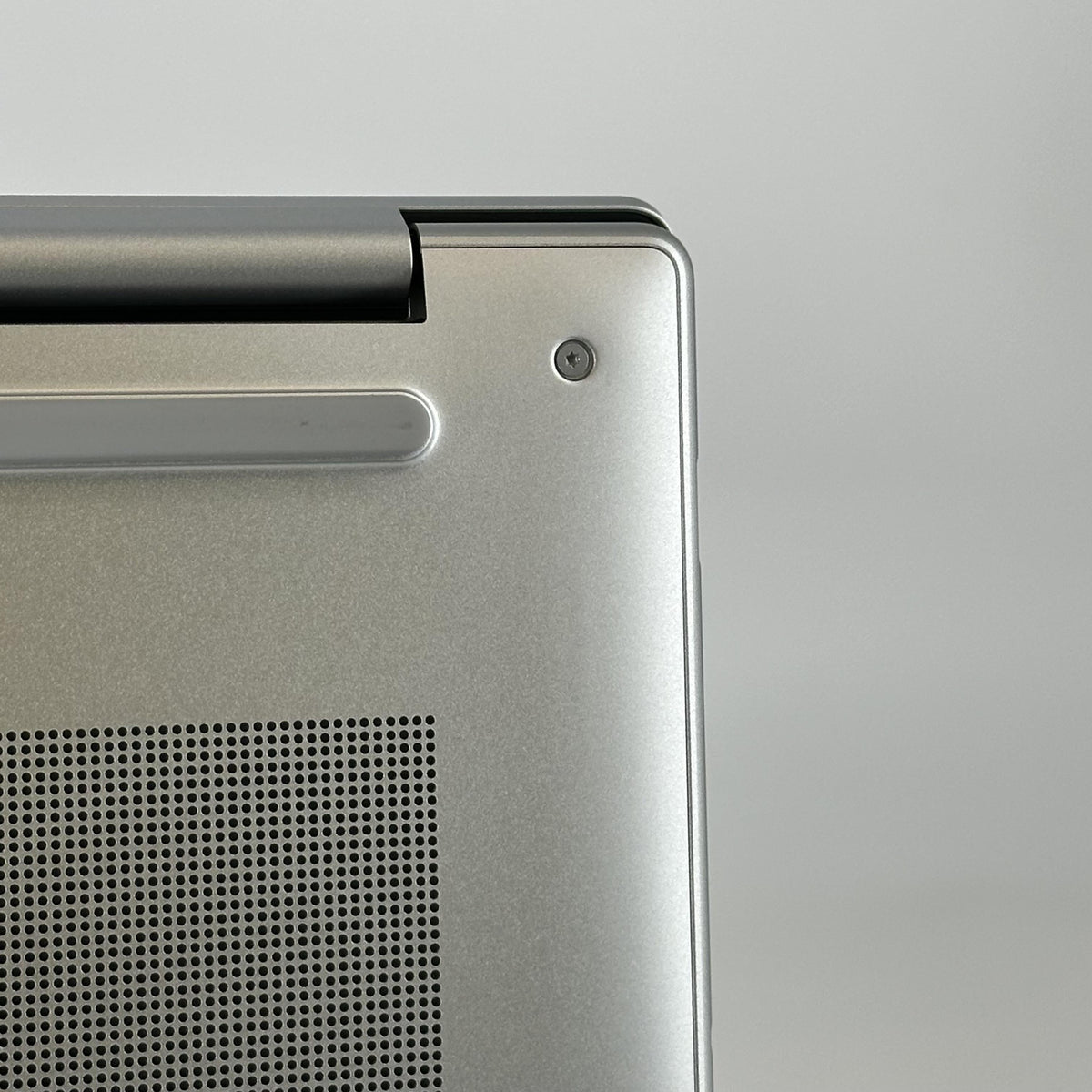 Lenovo IdeaPad Slim 5x 15.3 Cloud Grey 4.0 GHz Qualcomm Snapdragon X2 Plus 16GB RAM 1TB Solid State Drive