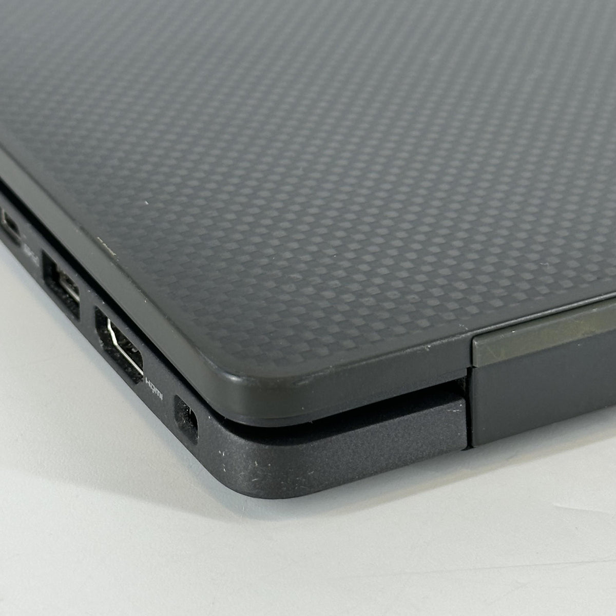Dell Latitude 7420 14 Black 3.0 GHz Intel Core i7 11th Gen. 16GB RAM 512GB Solid State Drive