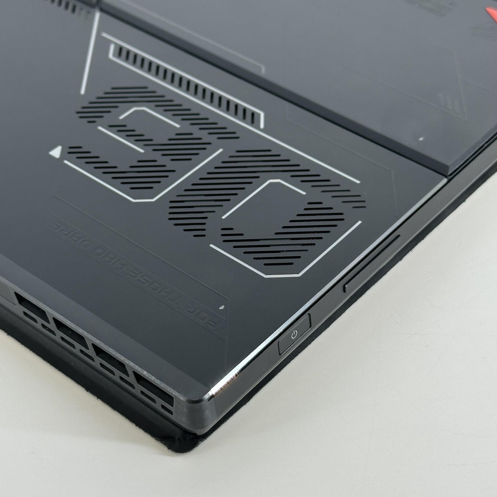 Asus ROG Flow Z13 GZ301 13.4 Black 2.5 GHz Intel Core i9 12th Gen. 16GB RAM 1TB Solid State Drive NVIDIA GeForce RTX 3050 Ti 4 GB
