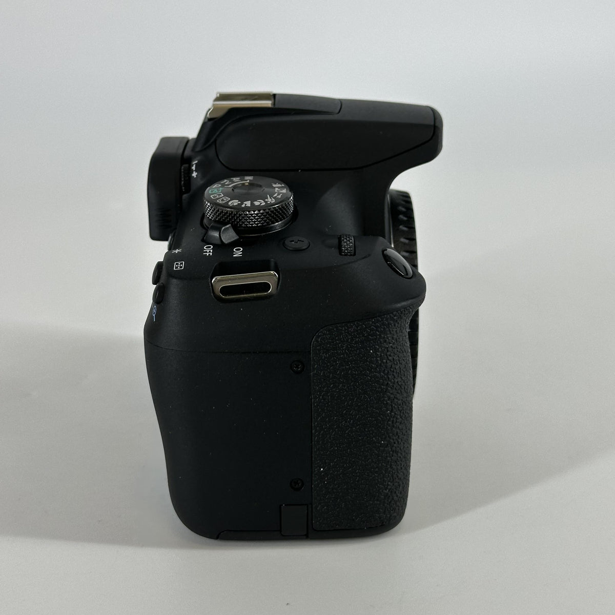 Canon EOS Rebel T7 24.1MP Black