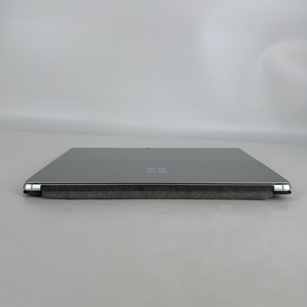 Microsoft Surface Pro 10 13 Silver Unlocked 2.1 GHz Intel Core Ultra 7 32GB RAM 512GB Solid State Drive