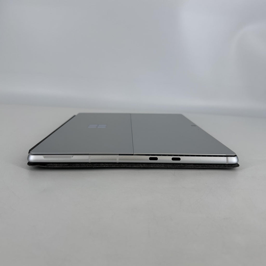 Microsoft Surface Pro 10 13 Silver Unlocked 2.1 GHz Intel Core Ultra 7 32GB RAM 512GB Solid State Drive