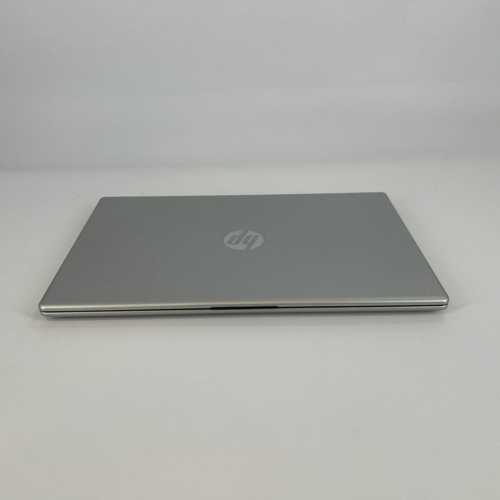 HP Laptop 15 15.6 1.7 GHz Intel Core i7 12th Gen. 8GB RAM 256GB Solid State Drive