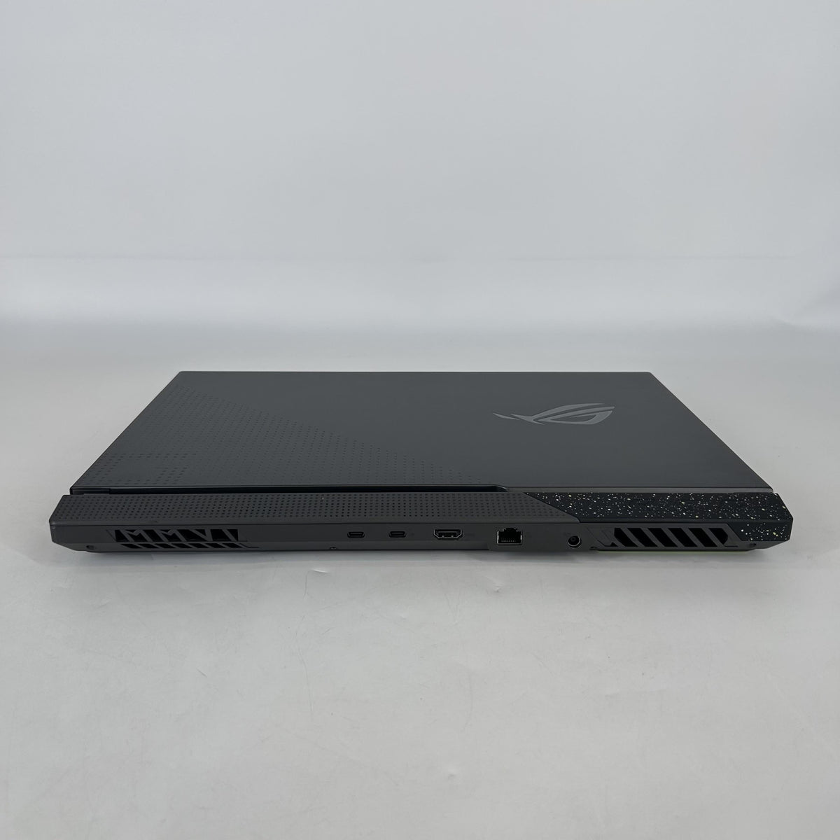 Asus ROG Strix G17 G713 17.3 Black 3.0 GHz AMD Ryzen 9 7845HX 16GB RAM 1TB Solid State Drive NVIDIA GeForce RTX 4060 8 GB