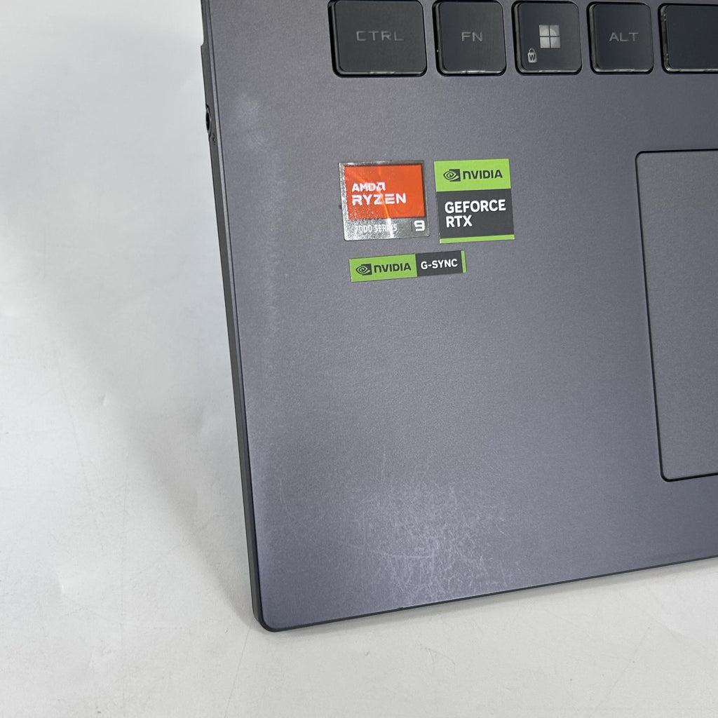 Asus ROG Strix G17 G713 17.3 Black 3.0 GHz AMD Ryzen 9 7845HX 16GB RAM 1TB Solid State Drive NVIDIA GeForce RTX 4060 8 GB