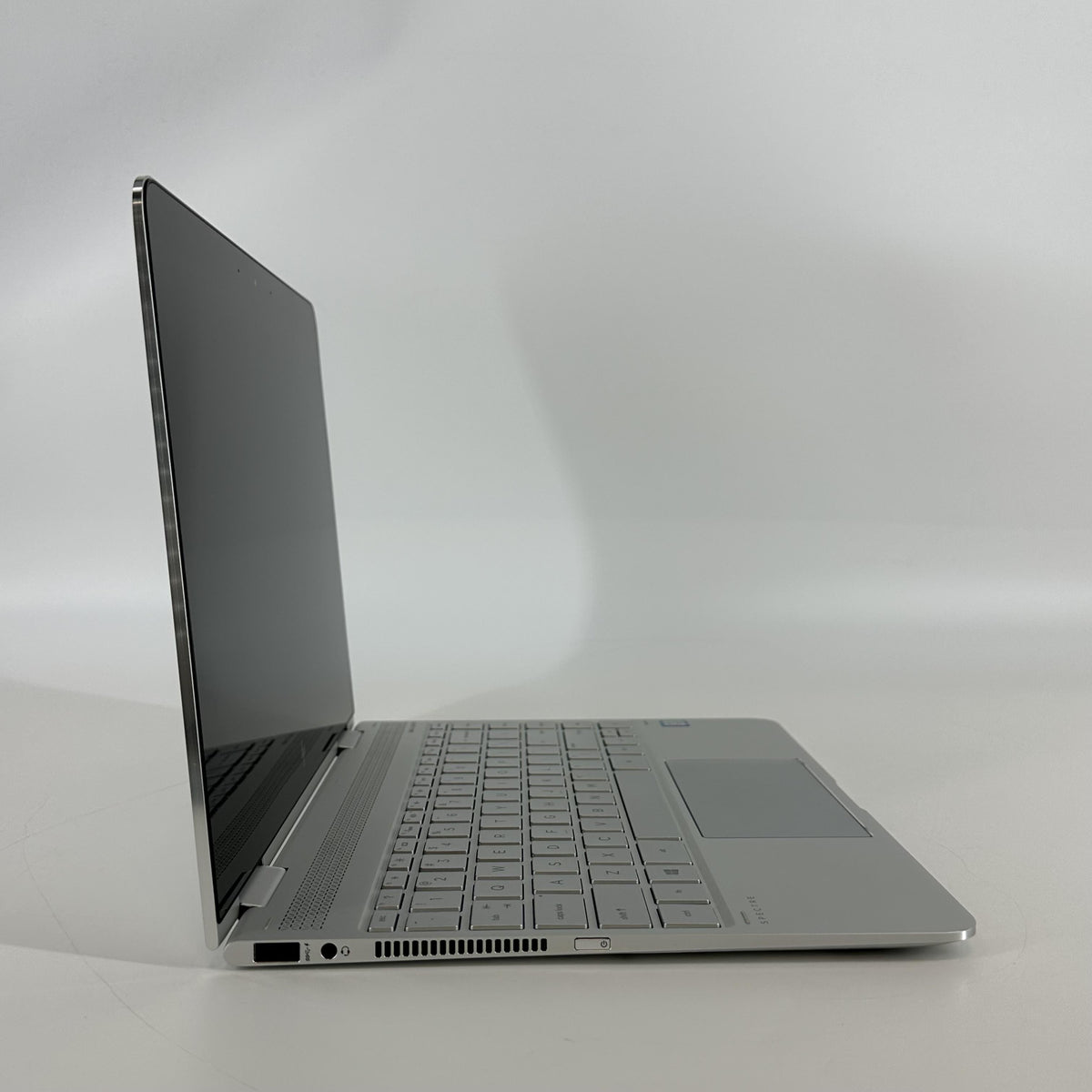 HP Spectre 13 x360 Silver 2.7 GHz Intel Core i7 7th Gen. 16GB RAM 512GB Solid State Drive