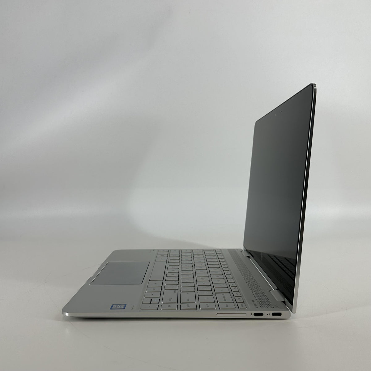 HP Spectre 13 x360 Silver 2.7 GHz Intel Core i7 7th Gen. 16GB RAM 512GB Solid State Drive