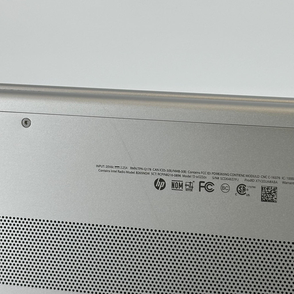 HP Spectre 13 x360 Silver 2.7 GHz Intel Core i7 7th Gen. 16GB RAM 512GB Solid State Drive