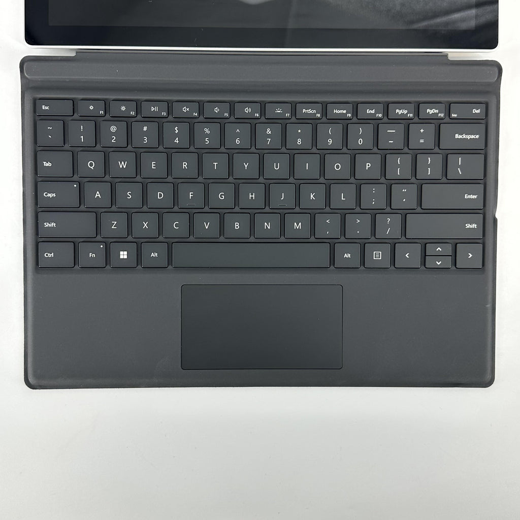 Microsoft Surface Pro 7 Plus 12.3 Silver WiFi 2.4 GHz Intel Core i5 11th Gen. 8GB RAM 128GB Solid State Drive