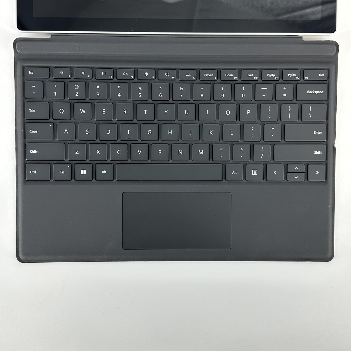 Microsoft Surface Pro 7 Plus 12.3 Silver WiFi 2.4 GHz Intel Core i5 11th Gen. 8GB RAM 128GB Solid State Drive