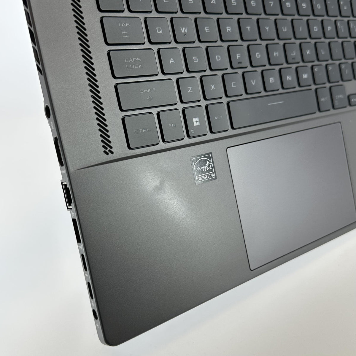Asus ROG Zephyrus G16 GU603 16 Black 2.4 GHz Intel Core i7 13th Gen. 16GB RAM 512GB Solid State Drive NVIDIA GeForce RTX 4070 8 GB