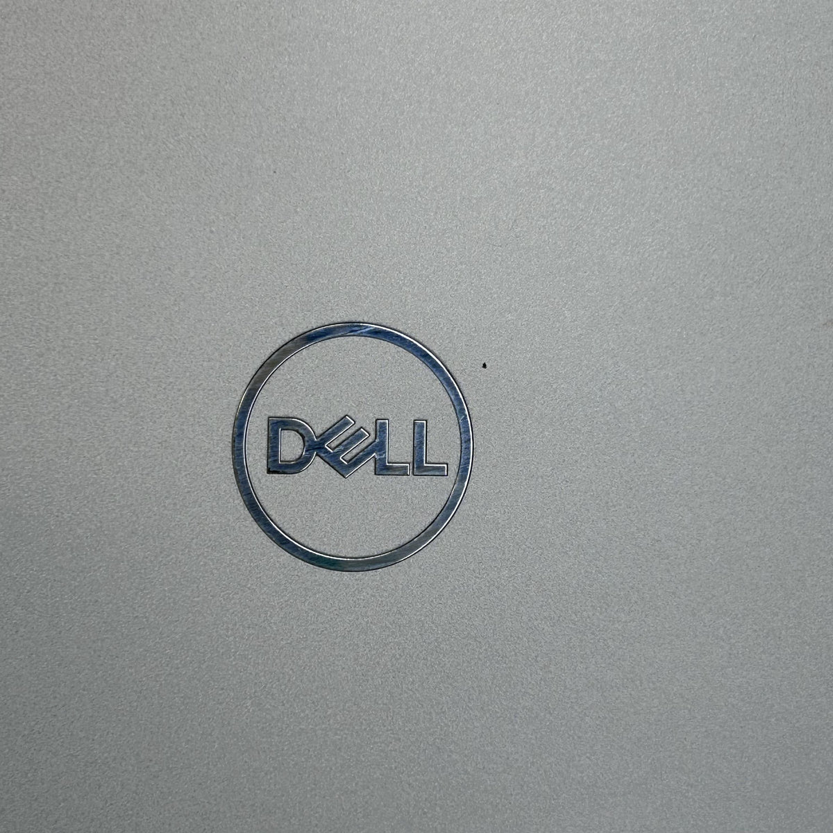 Dell Latitude 5420 14 Gray 2.8 GHz Intel Core i7 11th Gen. 16GB RAM 512GB Solid State Drive