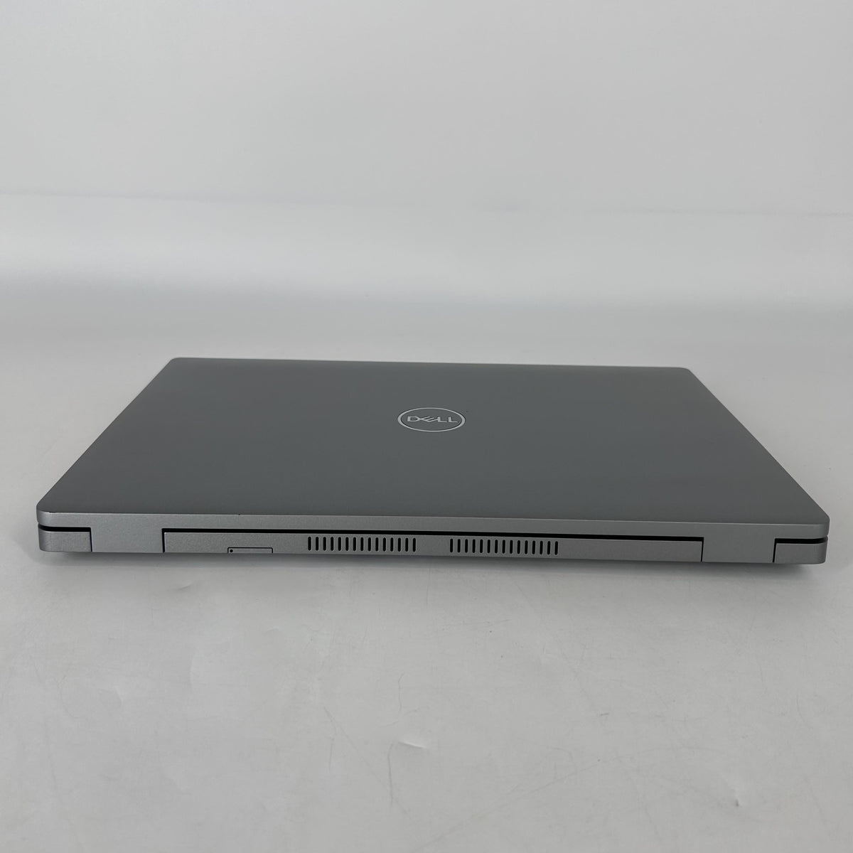 Dell Latitude 5420 14 Gray 2.8 GHz Intel Core i7 11th Gen. 16GB RAM 512GB Solid State Drive