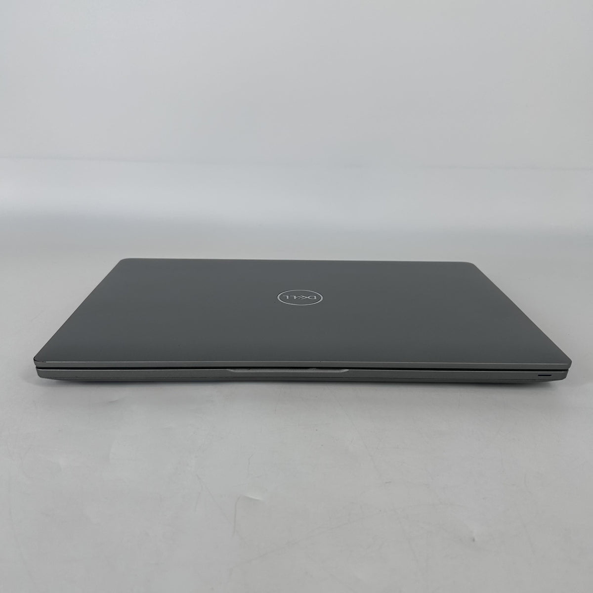 Dell Latitude 5420 14 Gray 2.8 GHz Intel Core i7 11th Gen. 16GB RAM 512GB Solid State Drive
