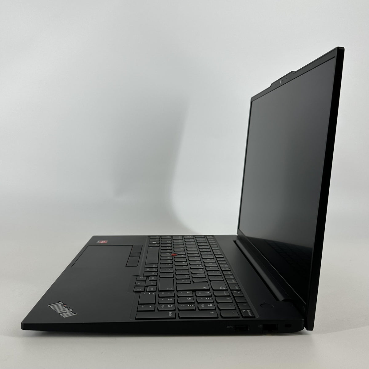Lenovo ThinkPad E16 Gen 1 Black 2.3 GHz AMD Ryzen 5 7530U 16GB RAM 512GB Solid State Drive