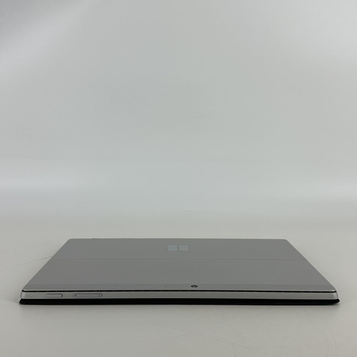 Surface Pro 7 Plus 12.3 Silver Unlocked 2.4 GHz Intel Core i5 11th Gen. 16GB RAM 256GB Solid State Drive