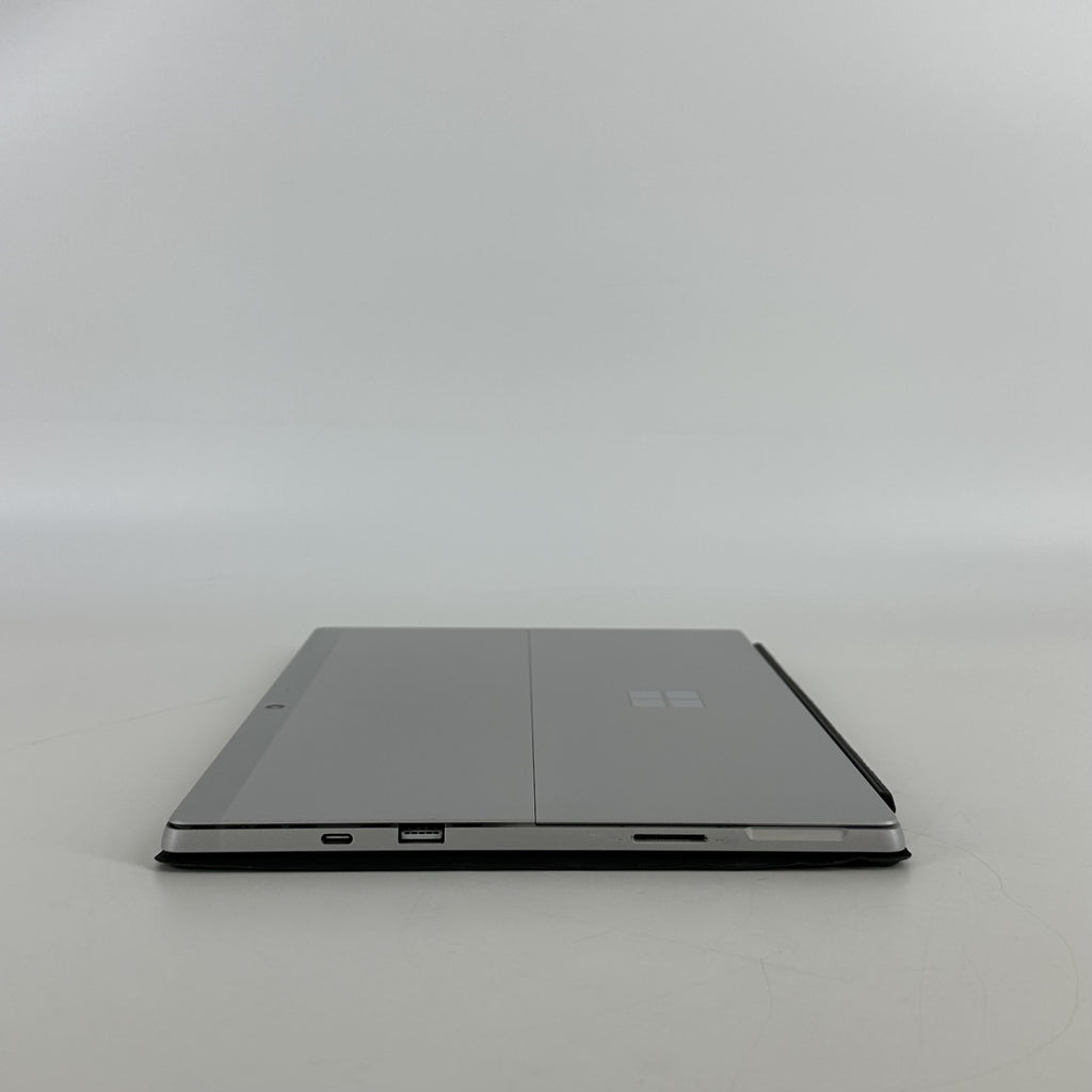 Surface Pro 7 Plus 12.3 Silver Unlocked 2.4 GHz Intel Core i5 11th Gen. 16GB RAM 256GB Solid State Drive