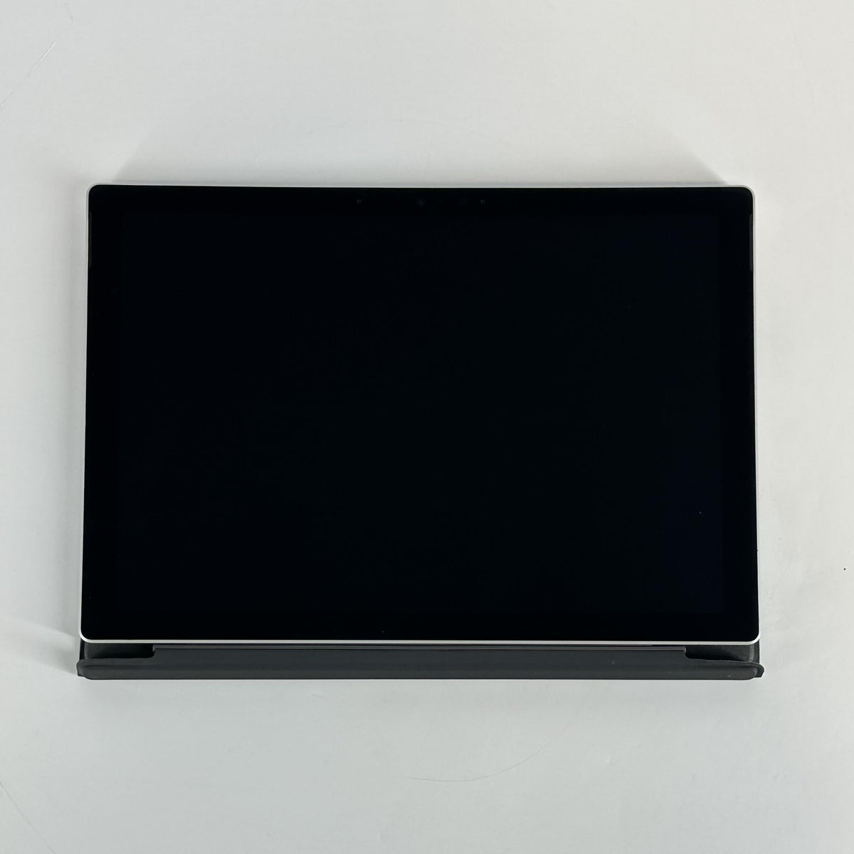 Surface Pro 7 Plus 12.3 Silver Unlocked 2.4 GHz Intel Core i5 11th Gen. 16GB RAM 256GB Solid State Drive