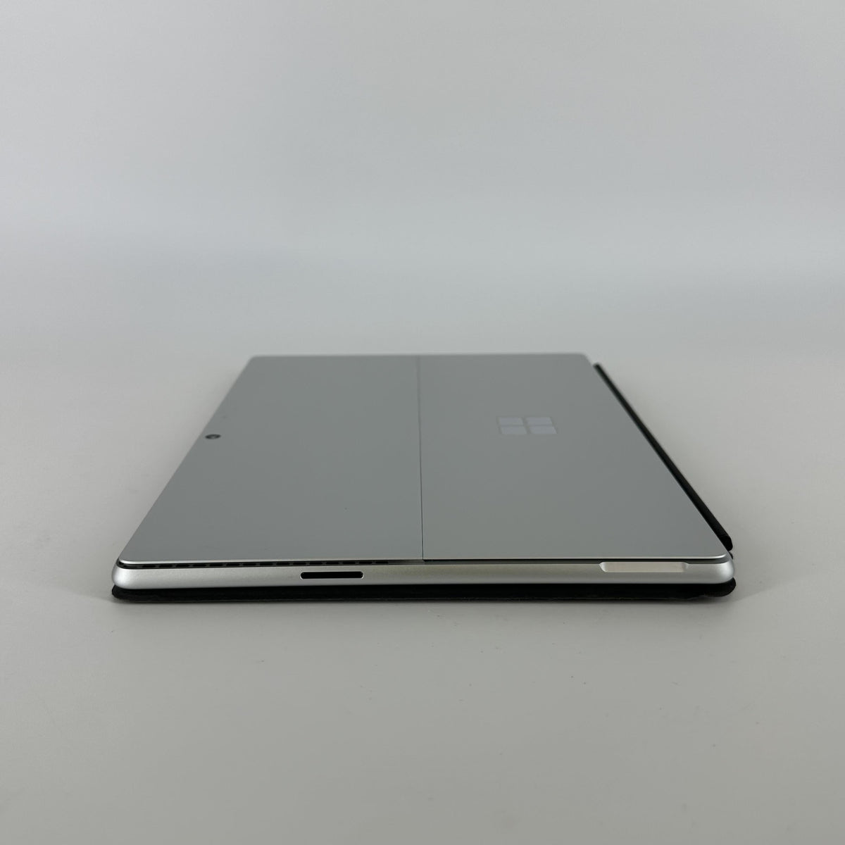 Surface Pro 11 13 Silver WiFi 3.4 GHz Qualcomm Snapdragon X Elite 32GB RAM 1TB Solid State Drive