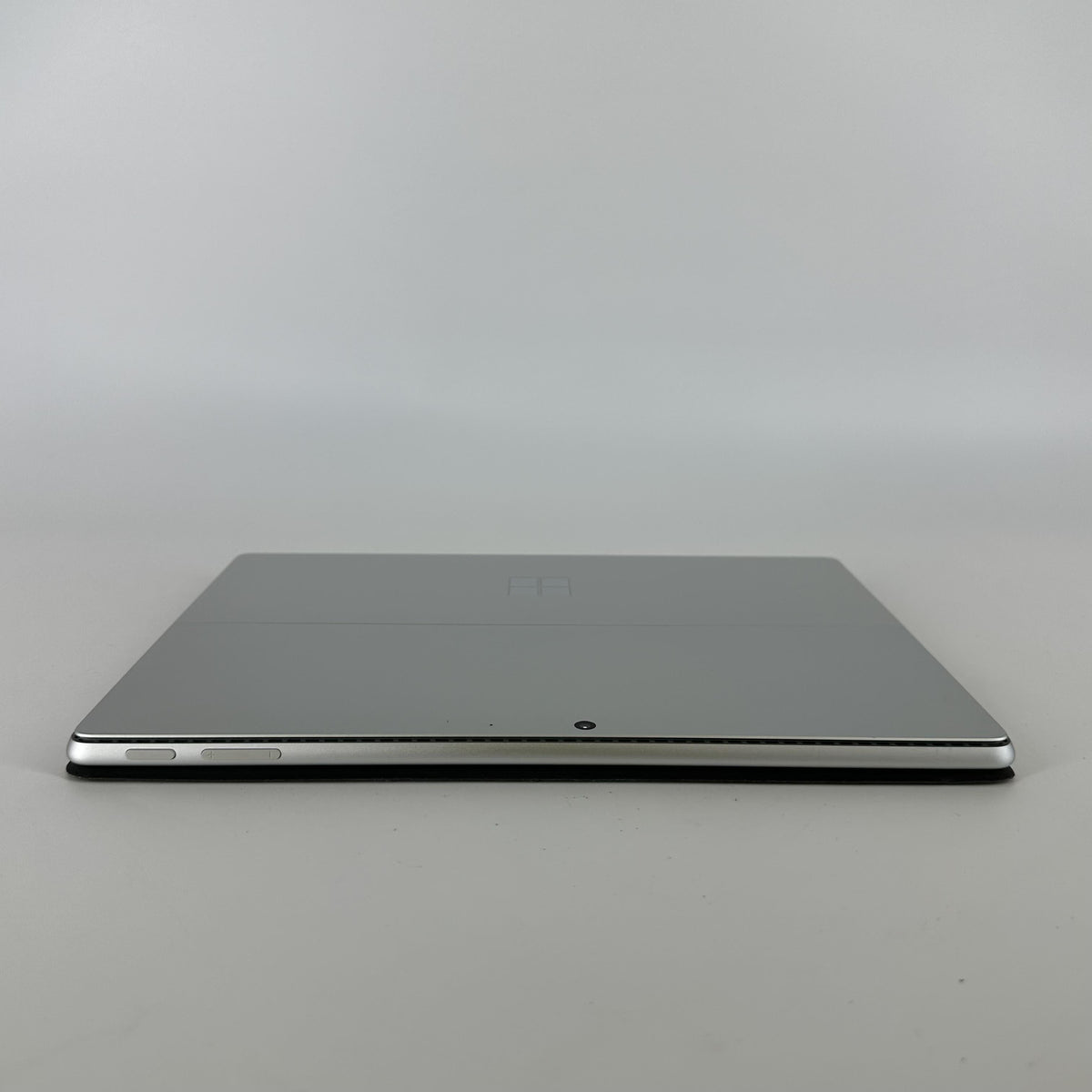 Surface Pro 11 13 Silver WiFi 3.4 GHz Qualcomm Snapdragon X Elite 32GB RAM 1TB Solid State Drive