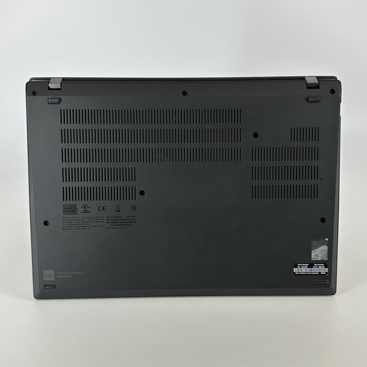 Lenovo ThinkPad T14 Gen 3 Black 2.1 GHz Intel Core i7 12th Gen. 16GB RAM 512GB Solid State Drive