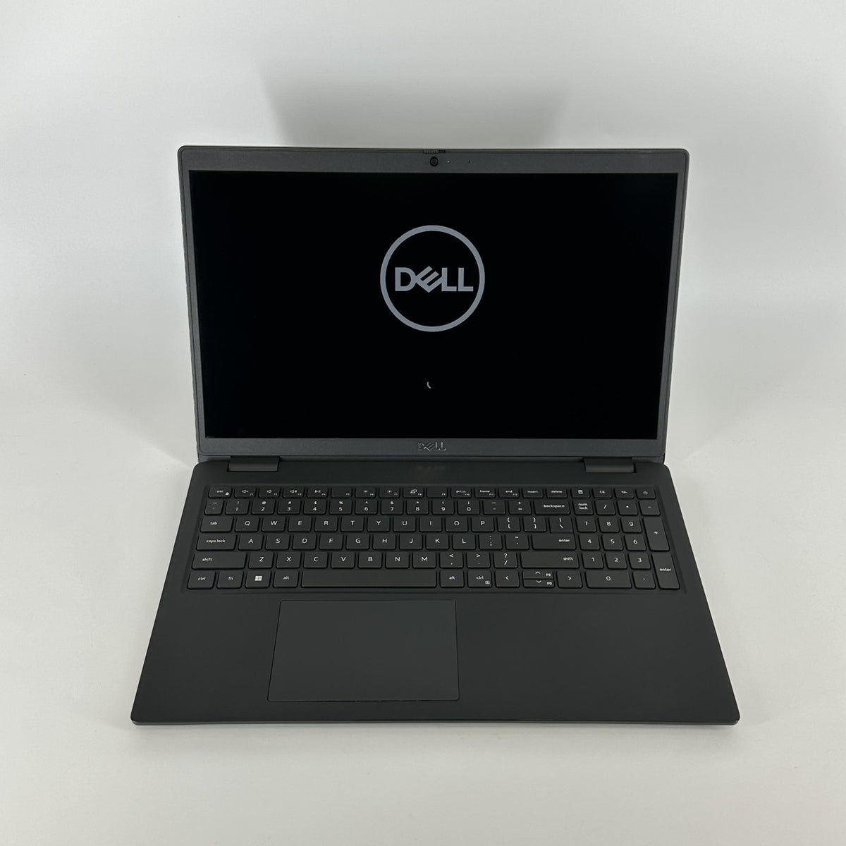 Dell Latitude 3520 15.6 Gray 2.4 GHz Intel Core i5 11th Gen. 8GB RAM 256GB Solid State Drive