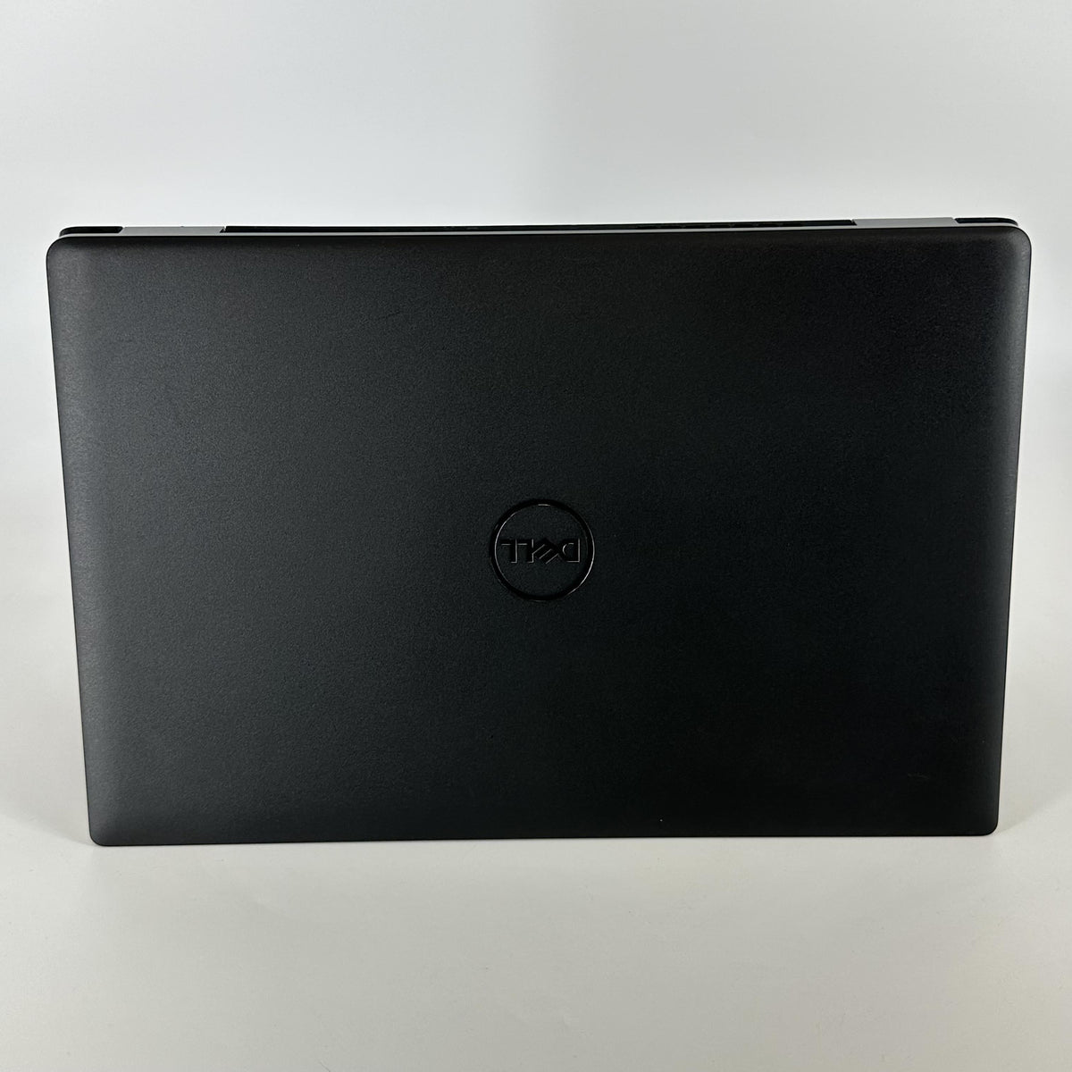 Dell Latitude 3520 15.6 Gray 2.4 GHz Intel Core i5 11th Gen. 8GB RAM 256GB Solid State Drive