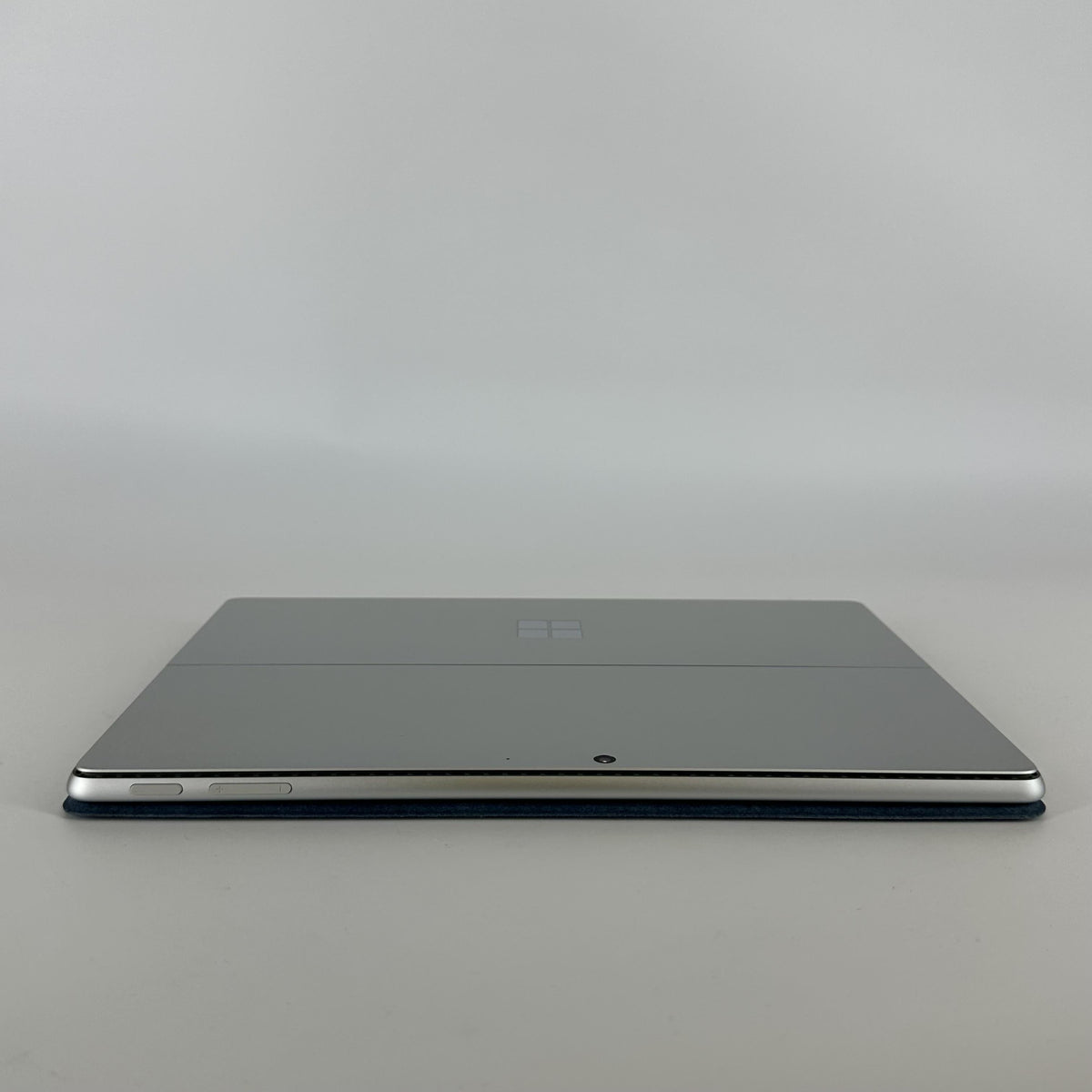 Surface Pro 11 13 Silver WiFi 3.4 GHz Qualcomm Snapdragon X Elite 16GB RAM 512GB Solid State Drive