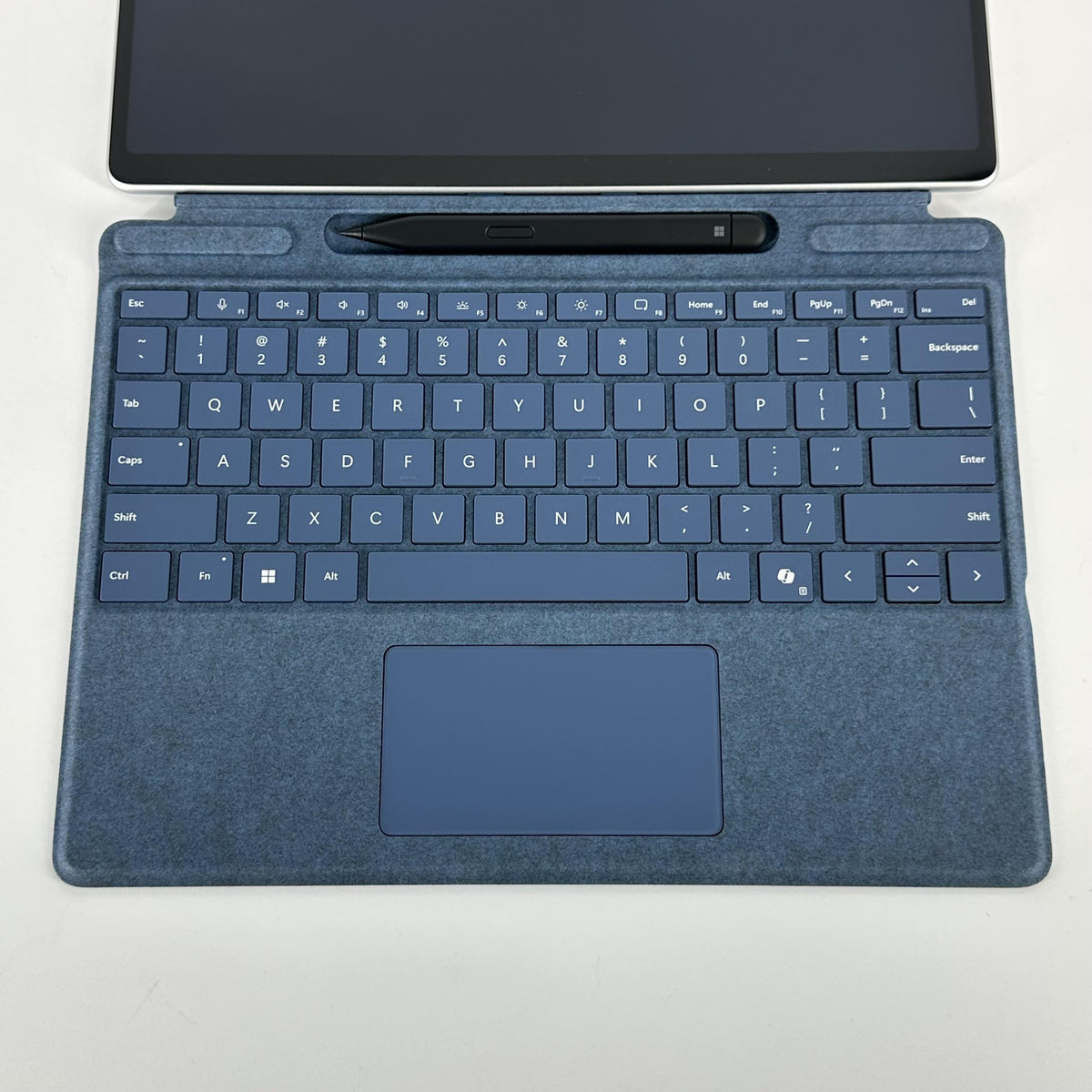 Surface Pro 11 13 Silver WiFi 3.4 GHz Qualcomm Snapdragon X Elite 16GB RAM 512GB Solid State Drive