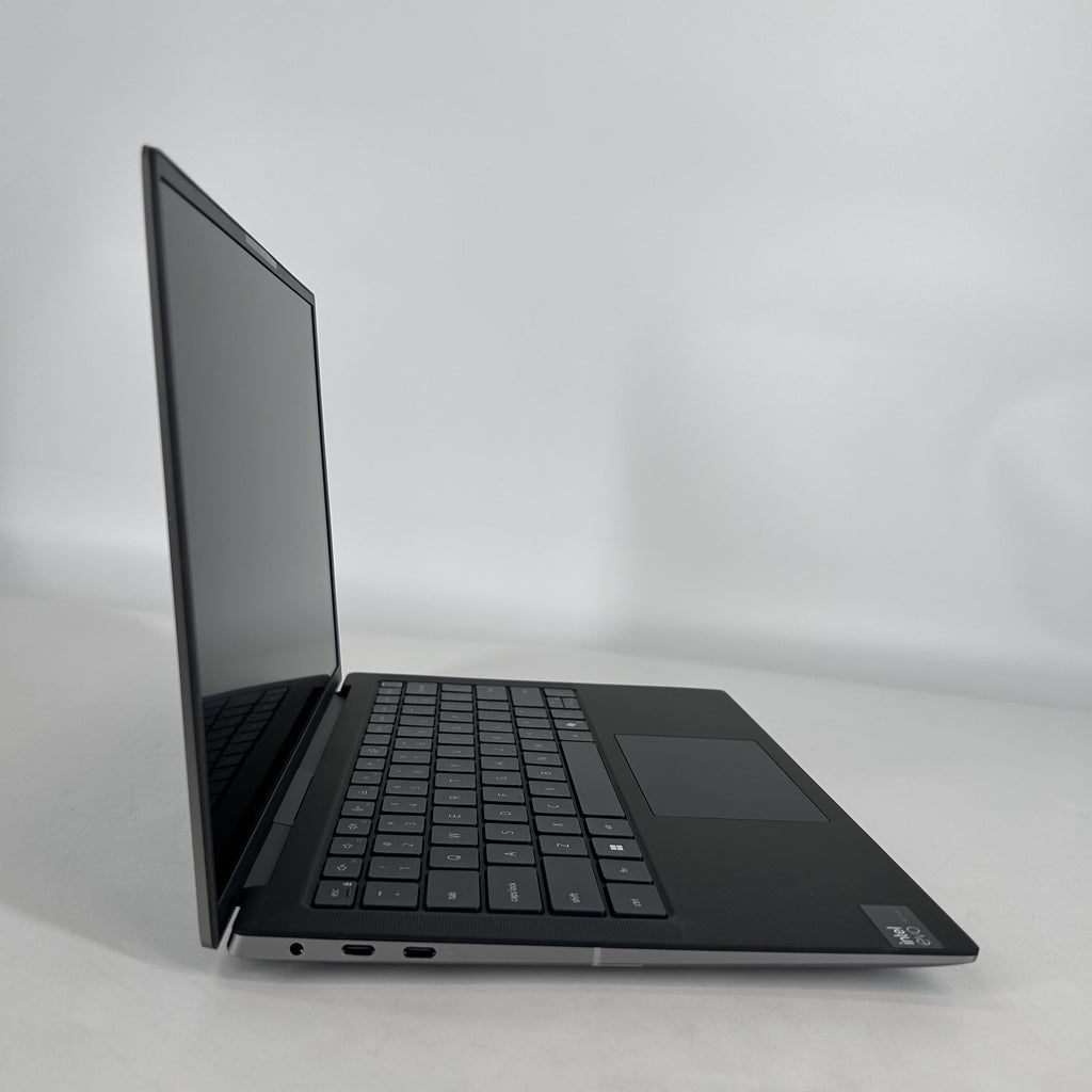 Precision 5490 14 Gray 3.8 GHz Intel Core Ultra 7 32GB RAM 1TB Solid State Drive NVIDIA RTX 1000 Ada 6 GB
